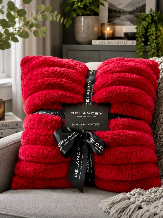 Other - Set of 2 Luxurious Plush Red Faux Fur Throw Pillows🏡NWT!